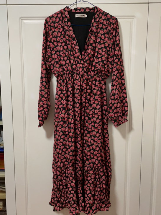 加绒连衣裙，运费按距离远近收