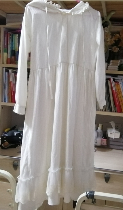 hihi 嗨肉 连帽连衣裙