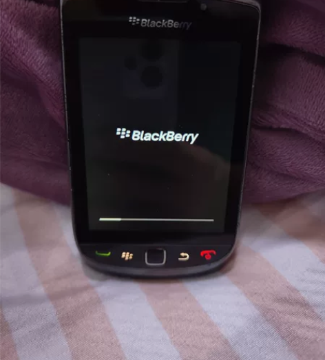 黑莓9800   滑盖手机丝滑顺畅   移...