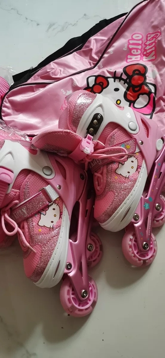 轮滑鞋颜色分类Kitty【单闪旗舰款】鞋码...