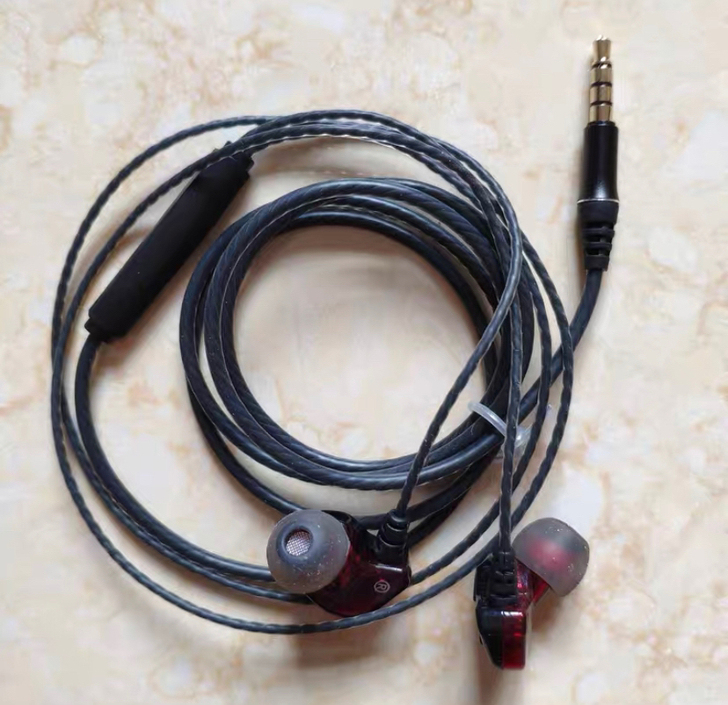 德系进口森海塞尔单元耳机入耳式,已经断货。...