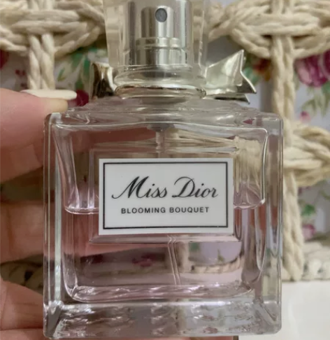 生日的时候好多朋友送的礼物都是香水，家里香...