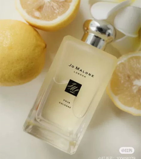 #雪柚香水 100ml 感兴趣的话点“我想...