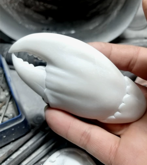 端砚 白端 手里有钳（钳）砚台 非常完美的...