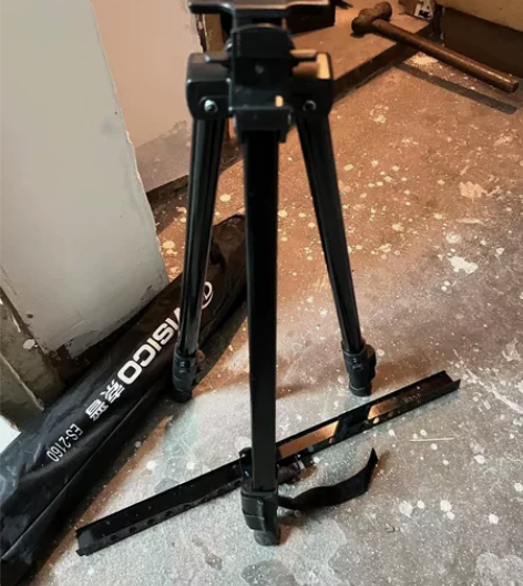 索普伸缩画架，搬家闲置转让 感兴趣的话点“...