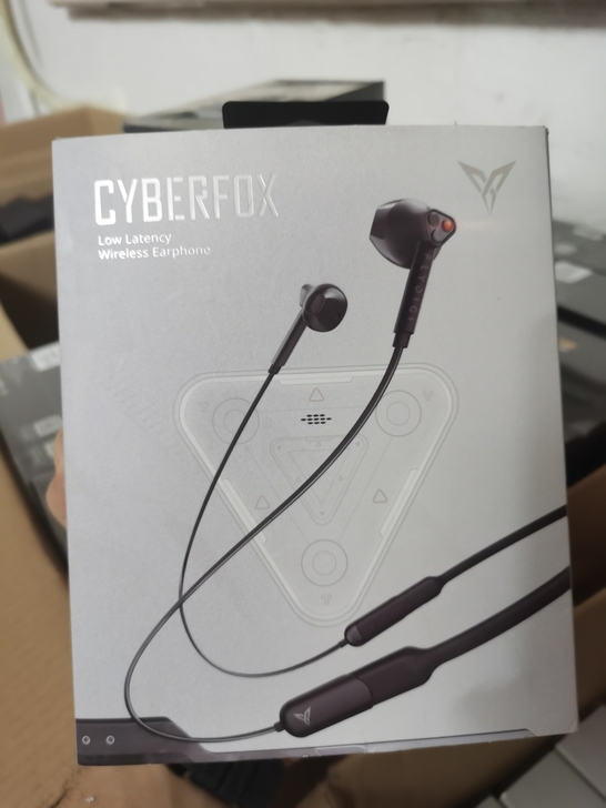 银狐蓝牙耳机，9成新