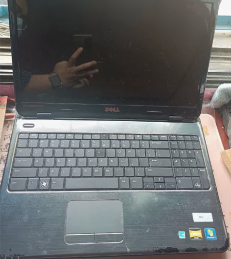 戴尔dell inspiron M5010...