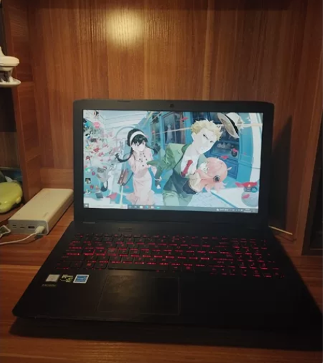 出一台华硕gl552vw，有点故障开机进不...