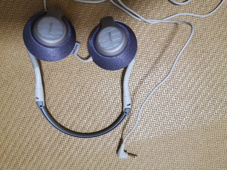 飞利浦后挂式耳机！