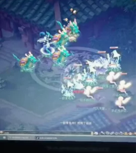 四代雷神游戏本，电池坏了，键盘有几个键坏了...