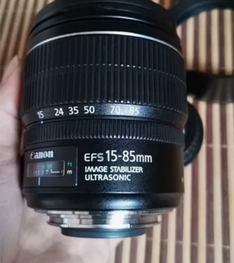 佳能15-85 f3.5-5.6  USM...