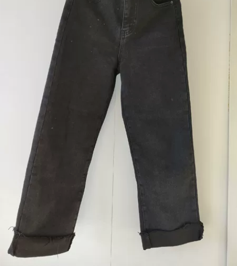 加绒的，加薄绒，适合80斤到100斤的姐妹...