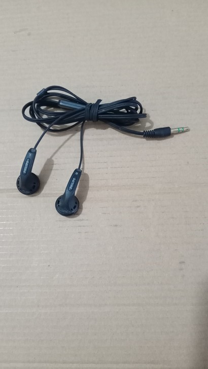 飞利浦耳机，磨砂外壳，实物图片，带调音量，...
