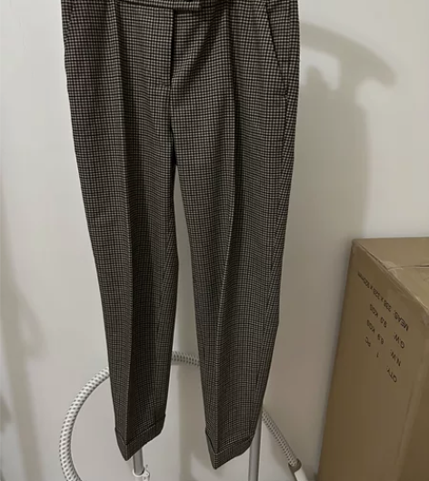 哥弟复古烟管裤,非常好看,2码,商场600...