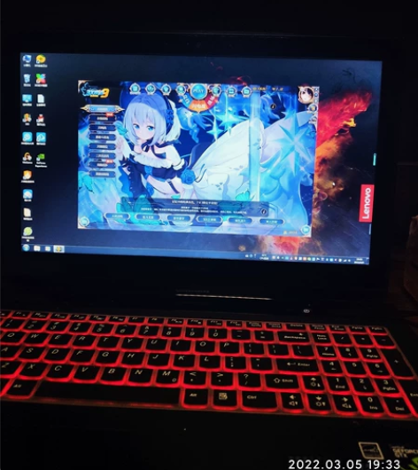 联想游戏本金属游戏本8g/i5/960显卡...