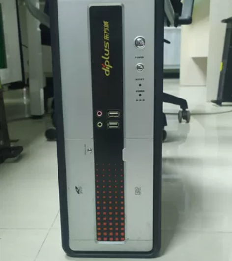 东方城台式电脑主机 CPU：2.8GHz，...