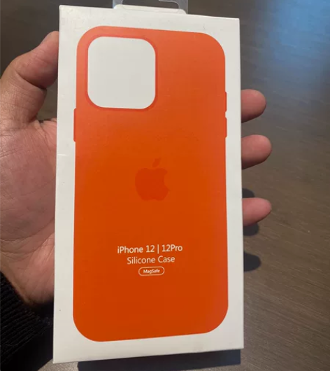 苹果12和苹果12Pro的原机液态硅胶手机...