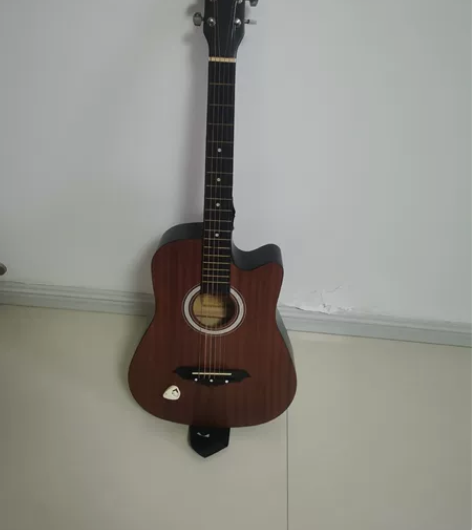 吉他，没用过几次，9成新，便宜出喜欢的来，...