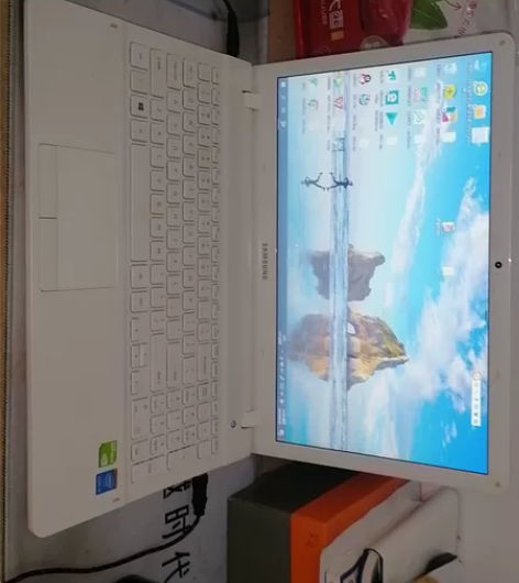 个人自用三星笔记本，电池可单独使用2-3小...