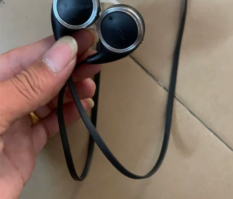 QCY蓝牙耳机， QY8限量版，声音好听听...