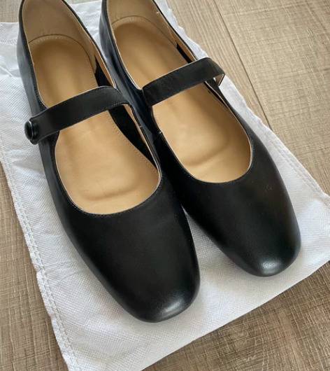 纯皮平底一字带单鞋 非常修饰脚型 显瘦显白...