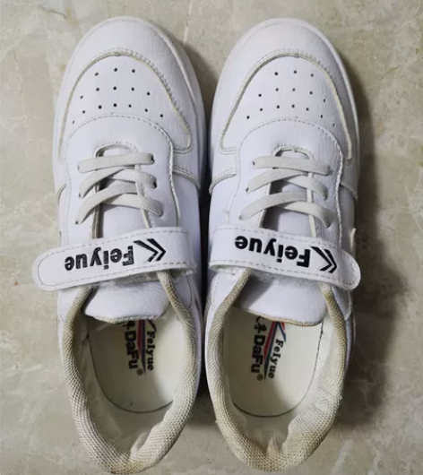 飞跃 皮革面粘,小白鞋 36码,仅穿3次,...