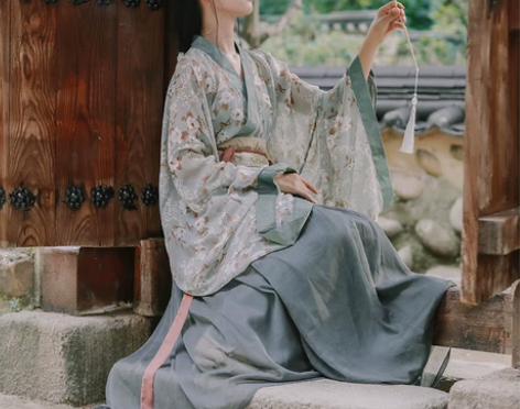 花笑汝/半夏/交领魏晋风汉元素改良汉服一片...