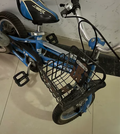 二手永久童车，没有辅助轮，适合7岁以下小孩...