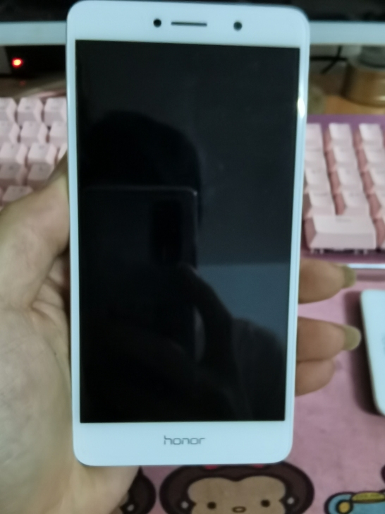 华为荣耀畅玩6X 4+64 95新 才用半...