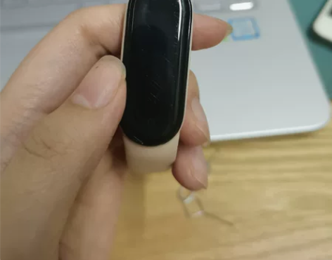 小米手环5 85顺丰到付，有充电线。 二手...