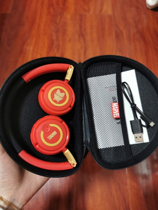 漫威蓝牙耳机，九成五新～