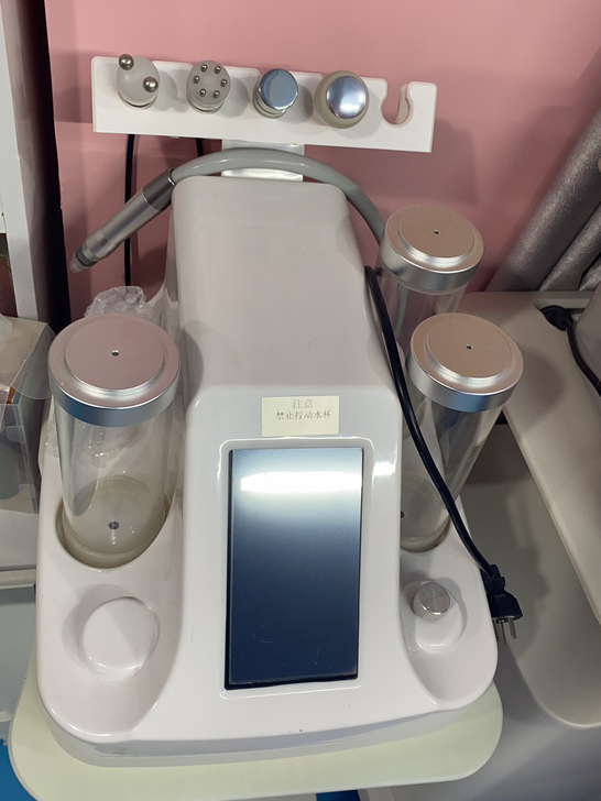 美容院 韩国小气泡美容仪 几乎全新 状态如...