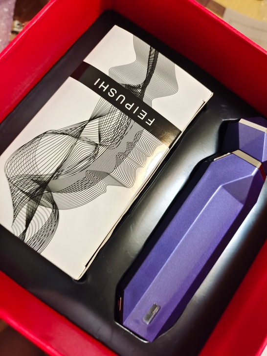 微电流美容仪，全新，店铺没开了转