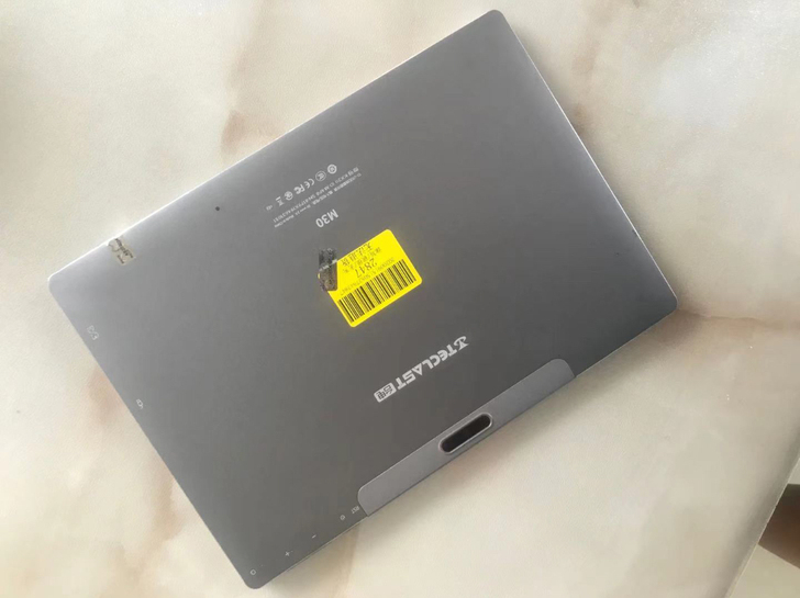 台电M30全网通3+64,成色不错。没拆修...