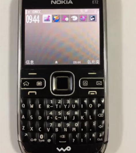 诺基亚E72平板手机，无拆无修，正常使用磨...