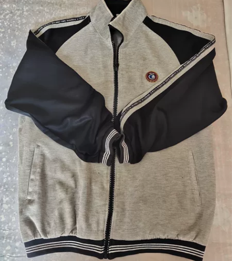 石家庄二中系校服，运动上衣170， 因孩子...