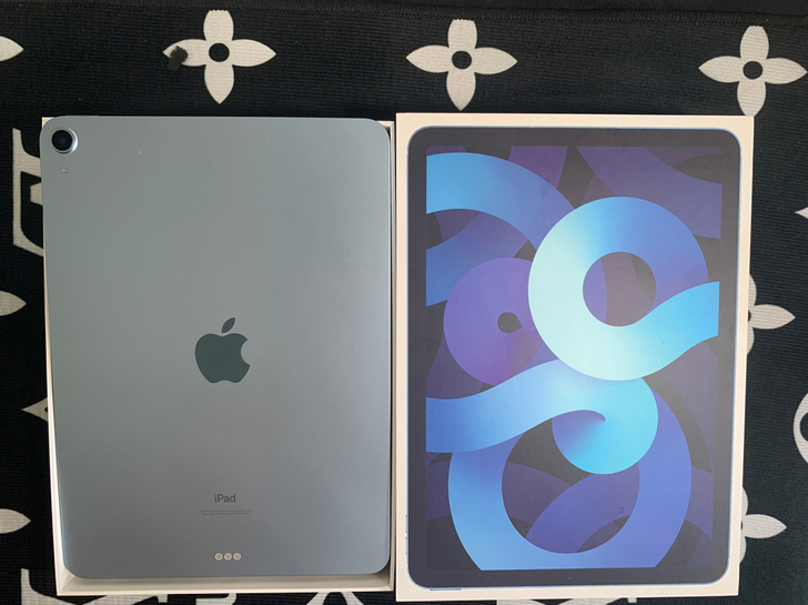 2020款iPad Air4 256g 韩...