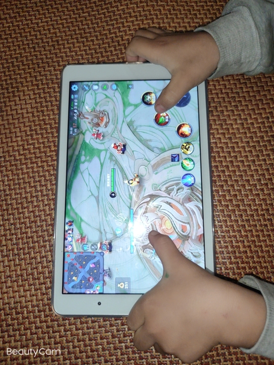 8.0寸华为大屏平板电脑 华为8寸荣耀平...