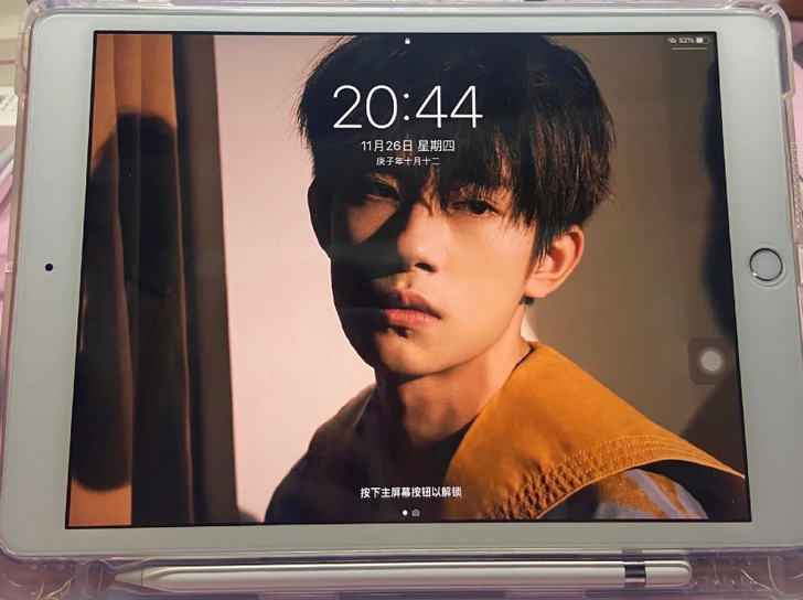 iPad 2019 128g  99新 便...