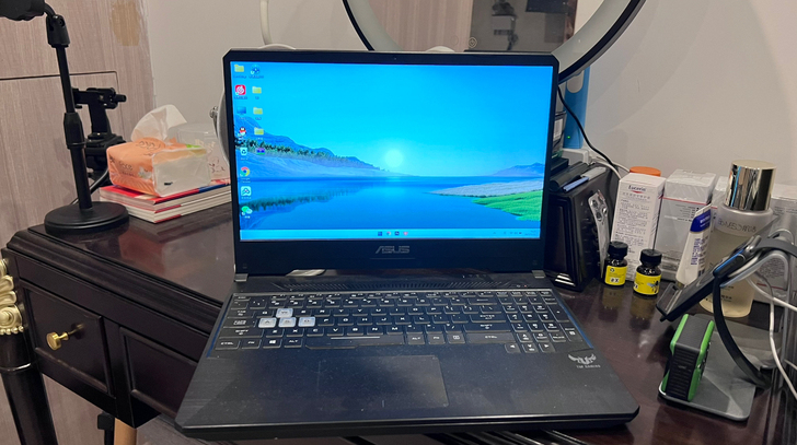 华硕飞行堡垒6代FX86F 15寸吃鸡游戏...