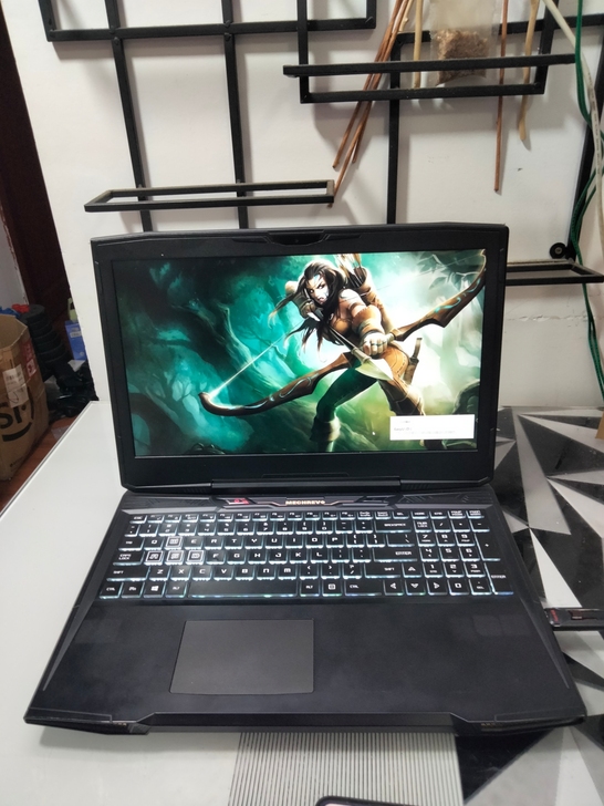 机械革命深海泰坦X6TI笔记本电脑游戏本处...