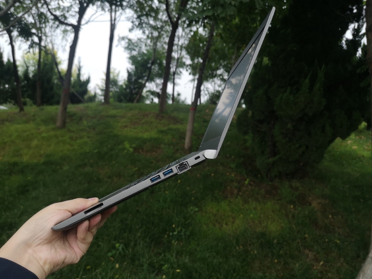 13.3寸  小本本 东芝笔记本电脑  9...