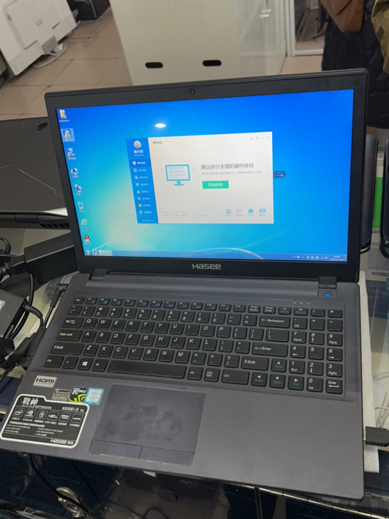 神州战神K650游戏本 i5-4210...
