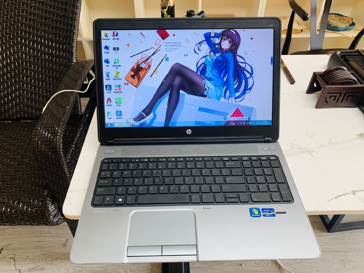 低价出女生自用 顶配 15寸 游戏本 8...