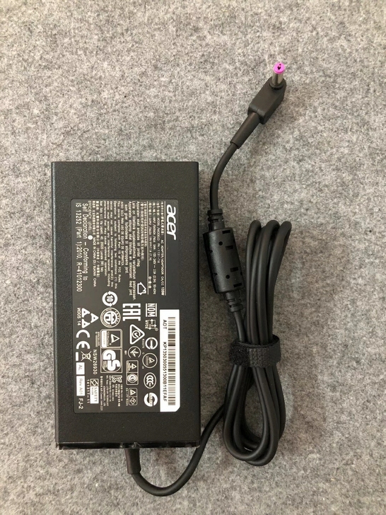 Acer宏碁19v7.1a 135w暗影骑...