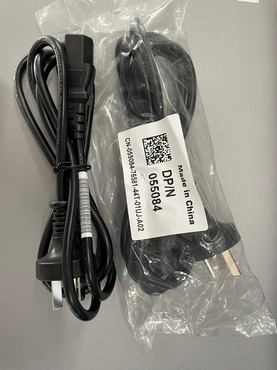 有几箱电源线未拆封。戴尔主机自带1.8米长...