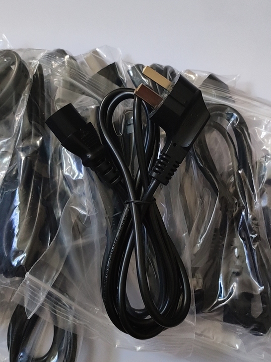 全新保真全铜3C标准1.5米独立包装电源线...