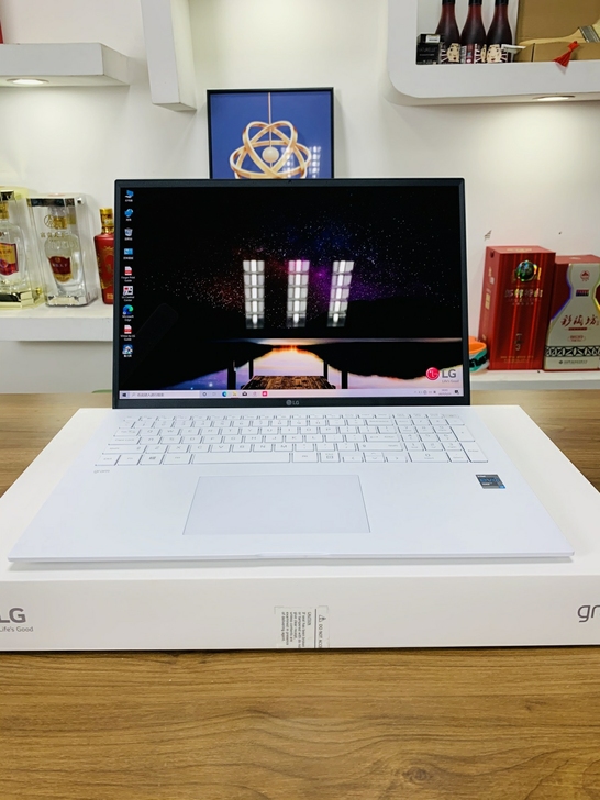 lg gram16 2021款i5 16G...