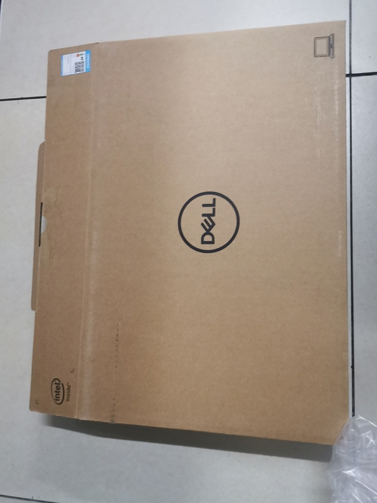 戴尔笔记本电脑包装盒，内包装齐全，20不包邮
