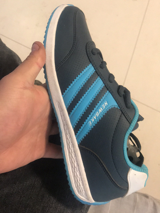 全新小店处理尾货。要的速度联系机会不多。全...